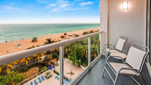 Best Western Plus Atlantic Beach Resort image 9